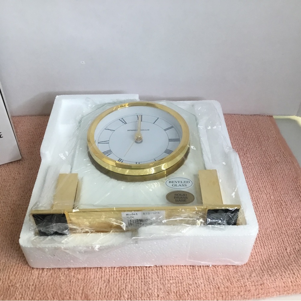 Howard Miller Clock - Picture 6 of 7